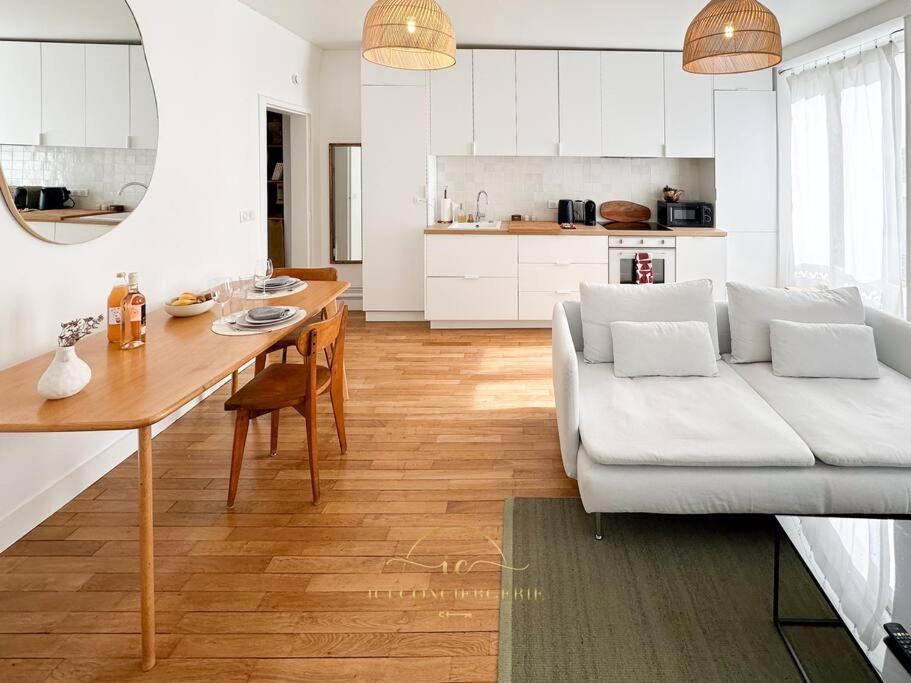 Le Petit Saint Louis Apartment